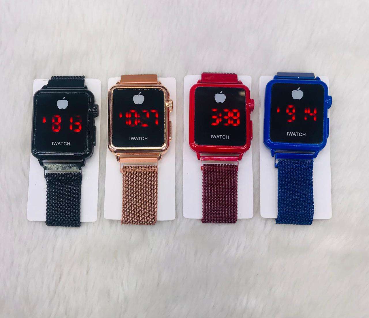 Megnet touch I Watch Box