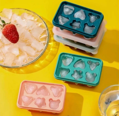 6-Grid-Silicone-1-Ice-Cube-Mould-with-DIY-Lid.jpg