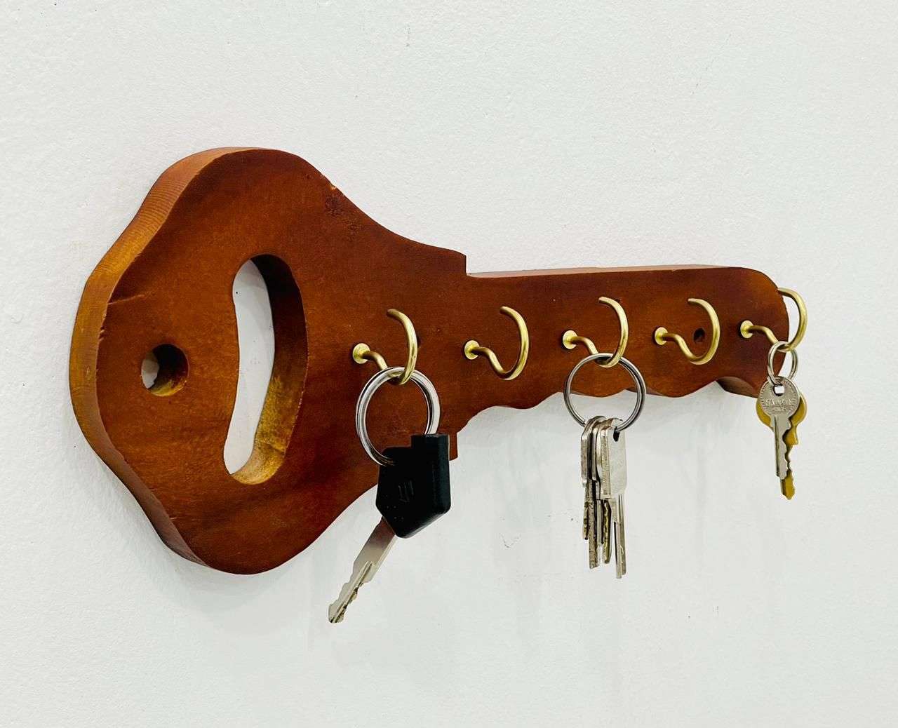 WOOD KEY HOLDER