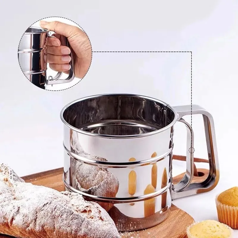 STAINLESS STEEL HAND HELD FLOUR SIEVE CUP - Image 4